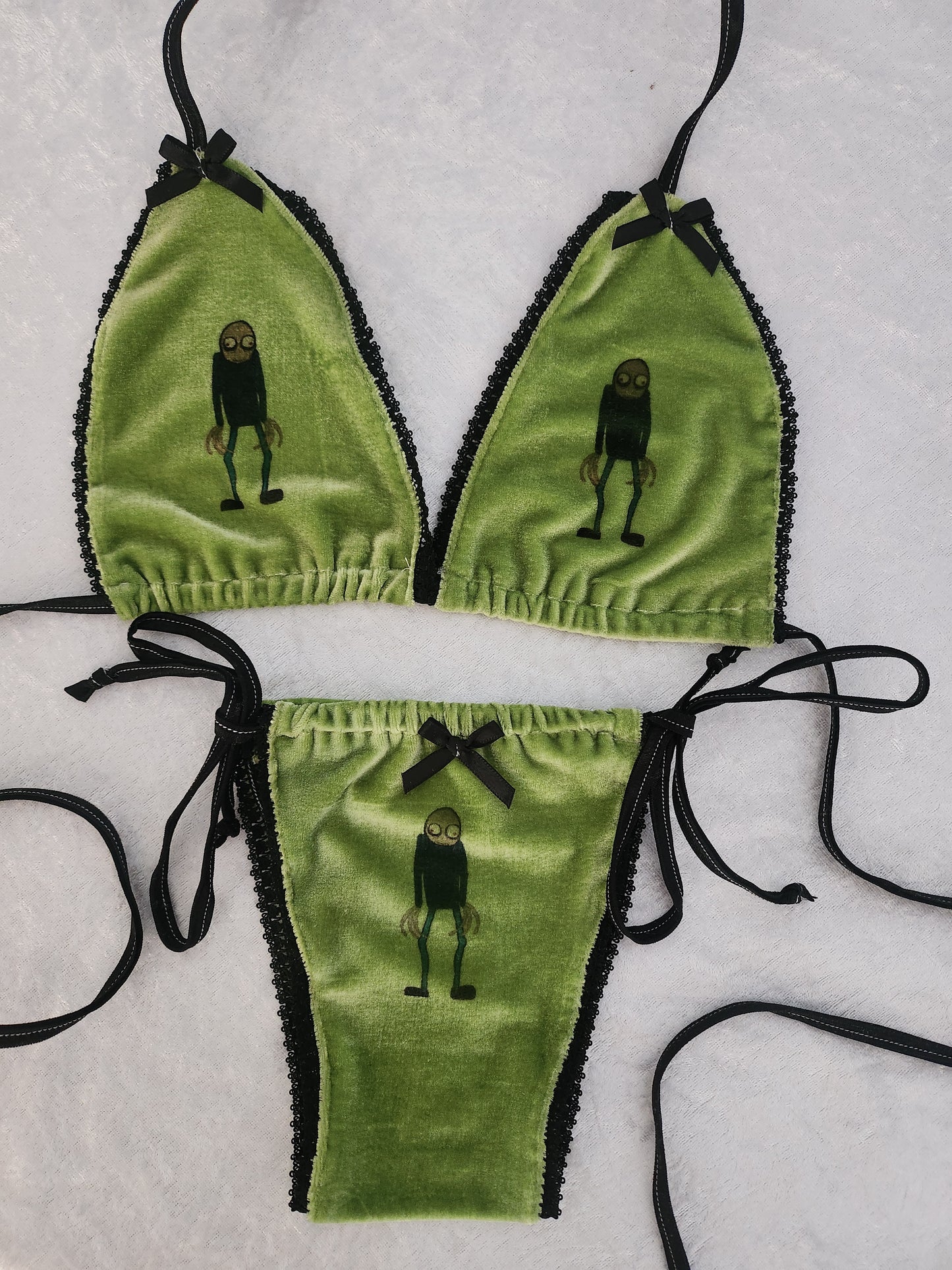 Velvet Saladfingers Lingerie set