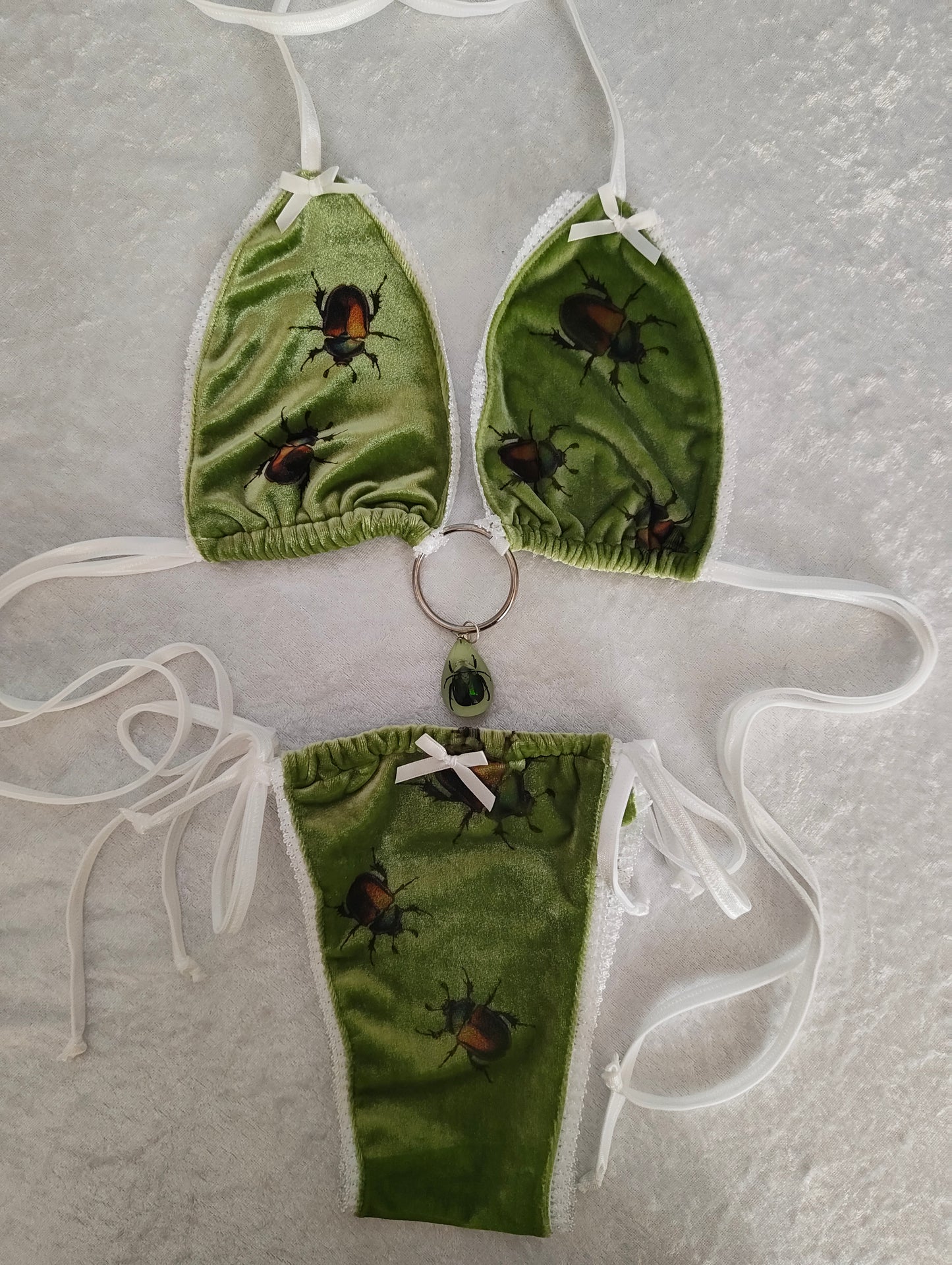 1/1 Velvet Beetle Set