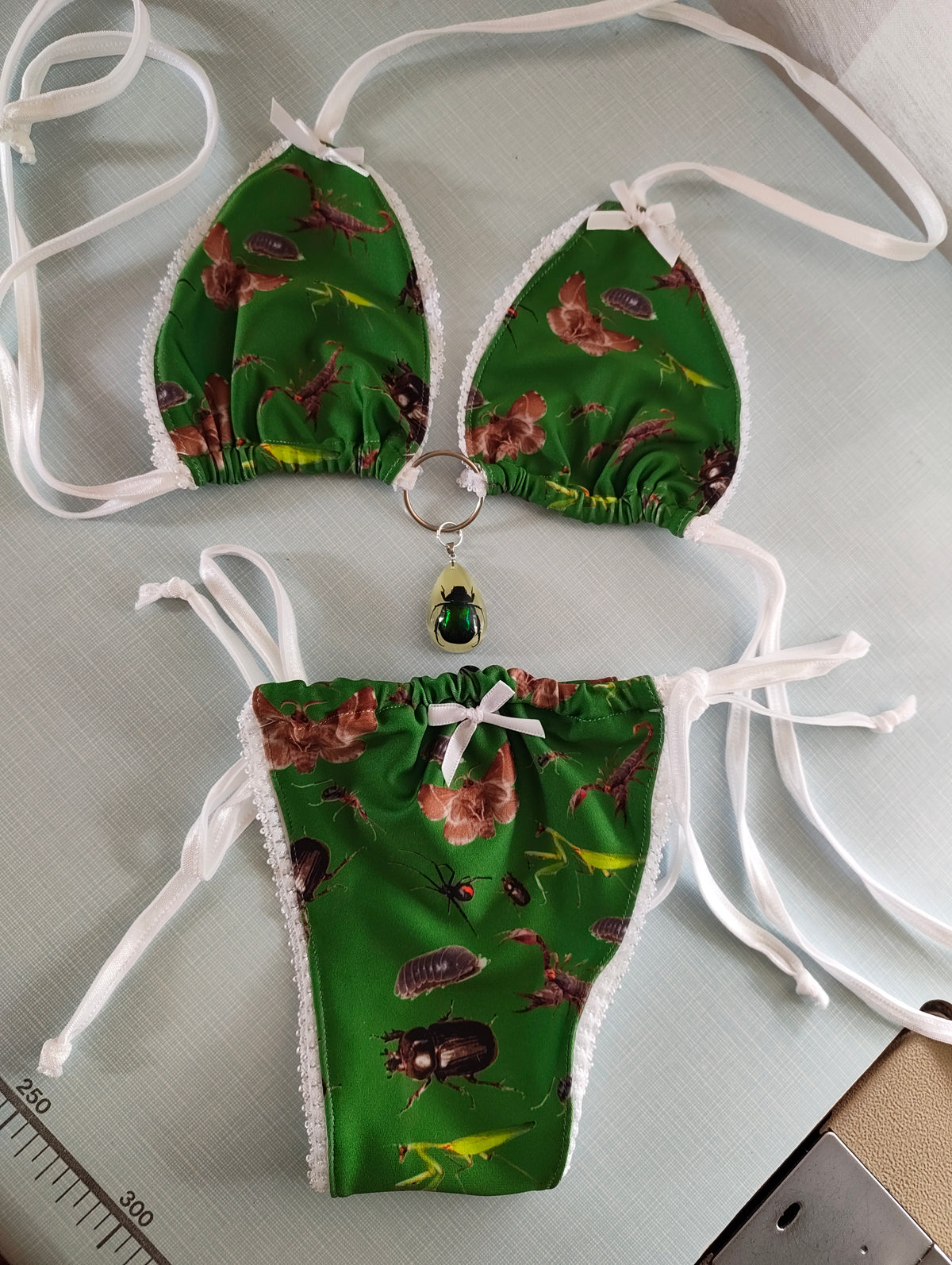 Size 8 sample